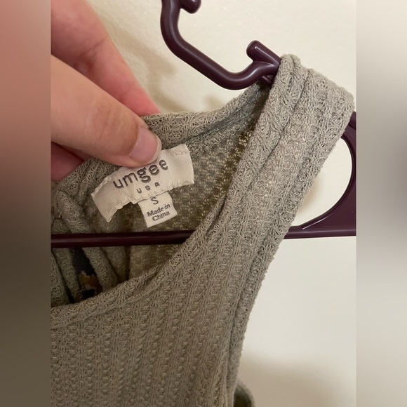 ✨Umgee Tank Top Size S - Picture 3 of 6